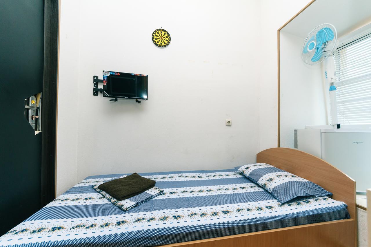 Small Room Near Independence Square Kiev Esterno foto